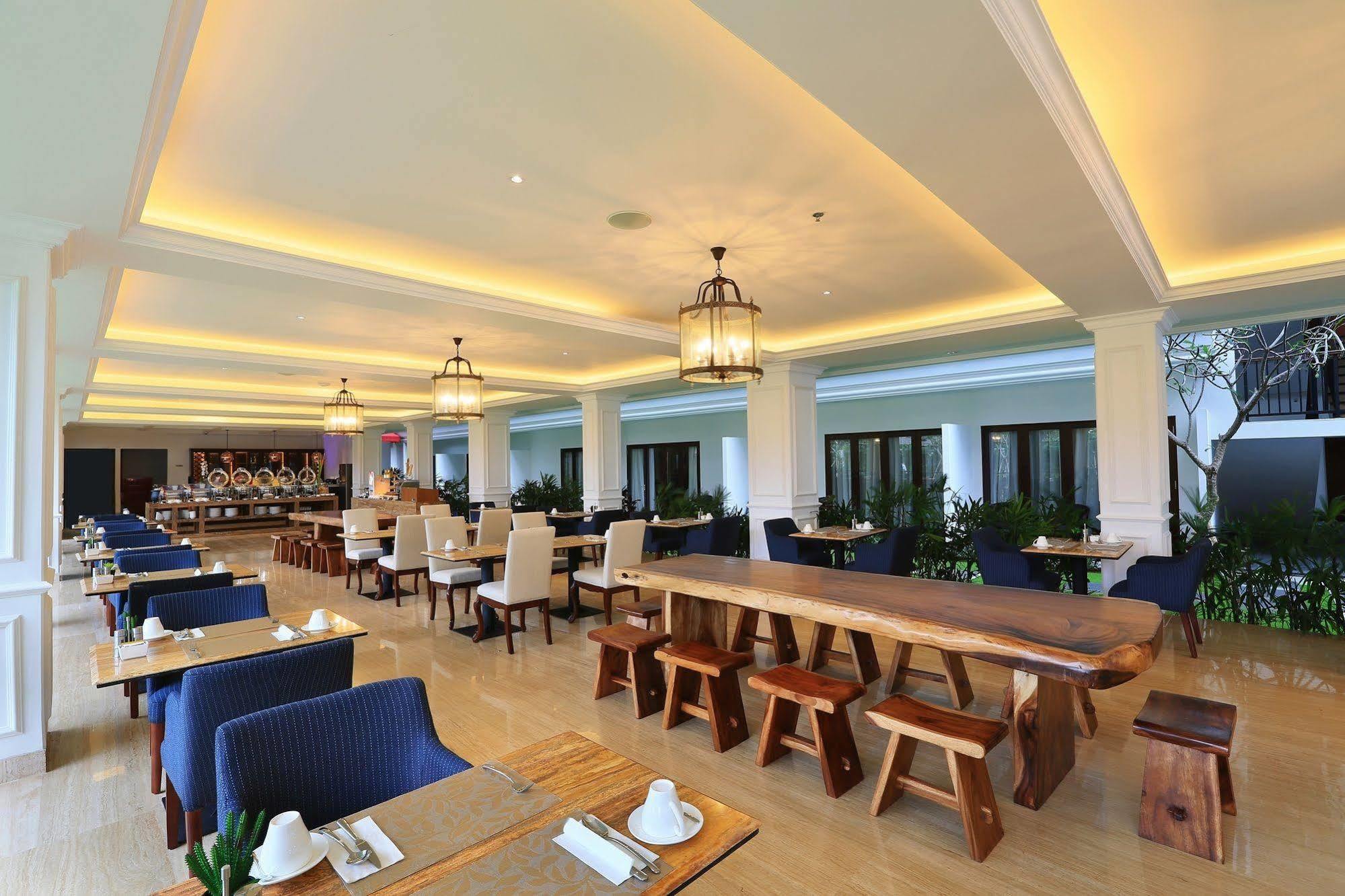 Grand Palace Hotel Sanur - Bali Zewnętrze zdjęcie
